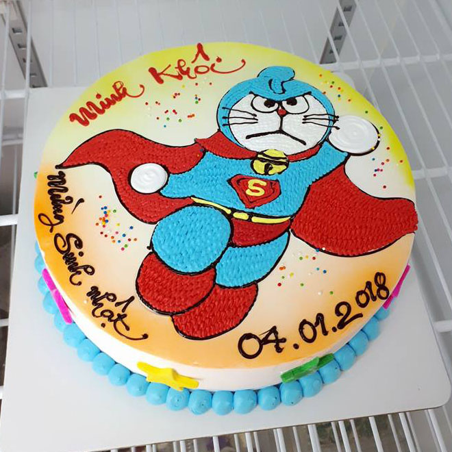 Bánh kem hình siêu nhân Doraemon không chỉ đẹp mắt mà còn khiến cho các em nhỏ cực kỳ thích thú. Hãy cùng xem qua hình ảnh chiếc bánh này để cảm nhận trọn vẹn sự độc đáo nhé.