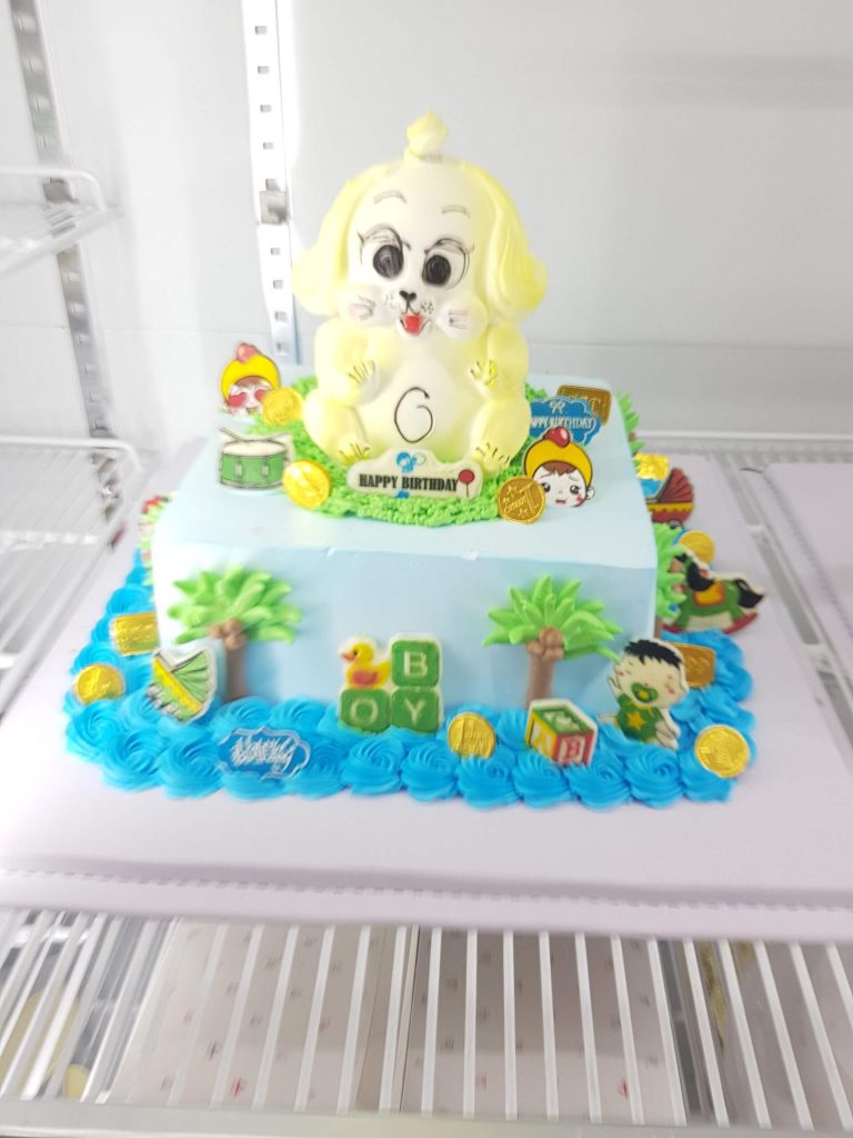 Bánh sinh nhật con chó màu hồng dễ thương cho bé gái tuổi tuất MS 2D0214   Tiệm Bánh Chon Chon