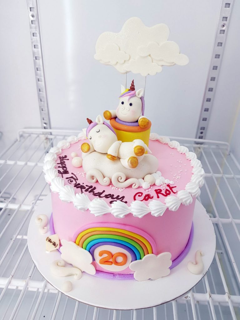 BTKTYC5  Bánh sinh nhật tạo hình Pony xinh đẹp sz18  Tokyo Gâteaux  Đặt  lấy ngay tại Hà Nội