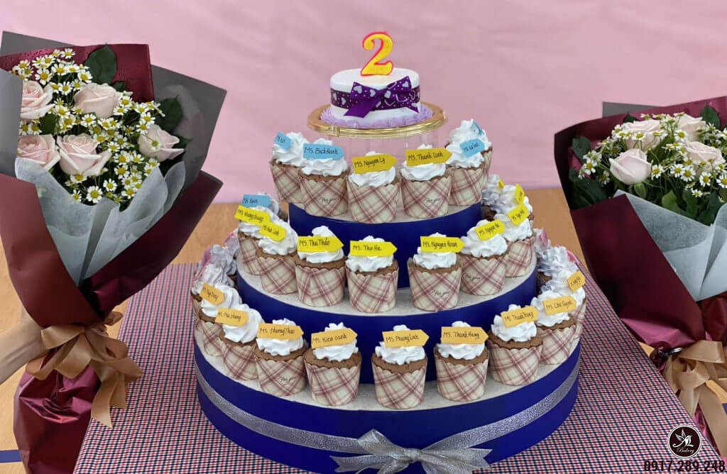 Cupcake sinh nhật theo yêu cầu - Tiệm Bánh Mon Chéri | Bánh kem dễ thương