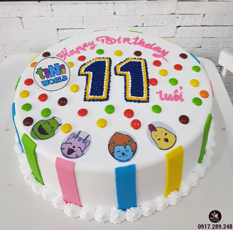Bánh fondant 2 tầng trâu cho bé gái - Bánh sinh nhật cho bé gái 18 - Tiny  Pretty Cake