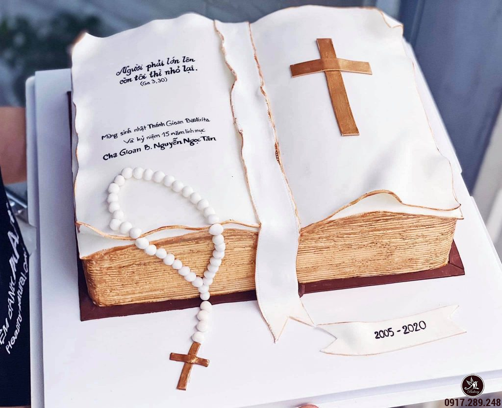 Bánh kem hình cuốn sách kinh thánh tuyệt vời và độc đáo và khác biệt - Bánh ...