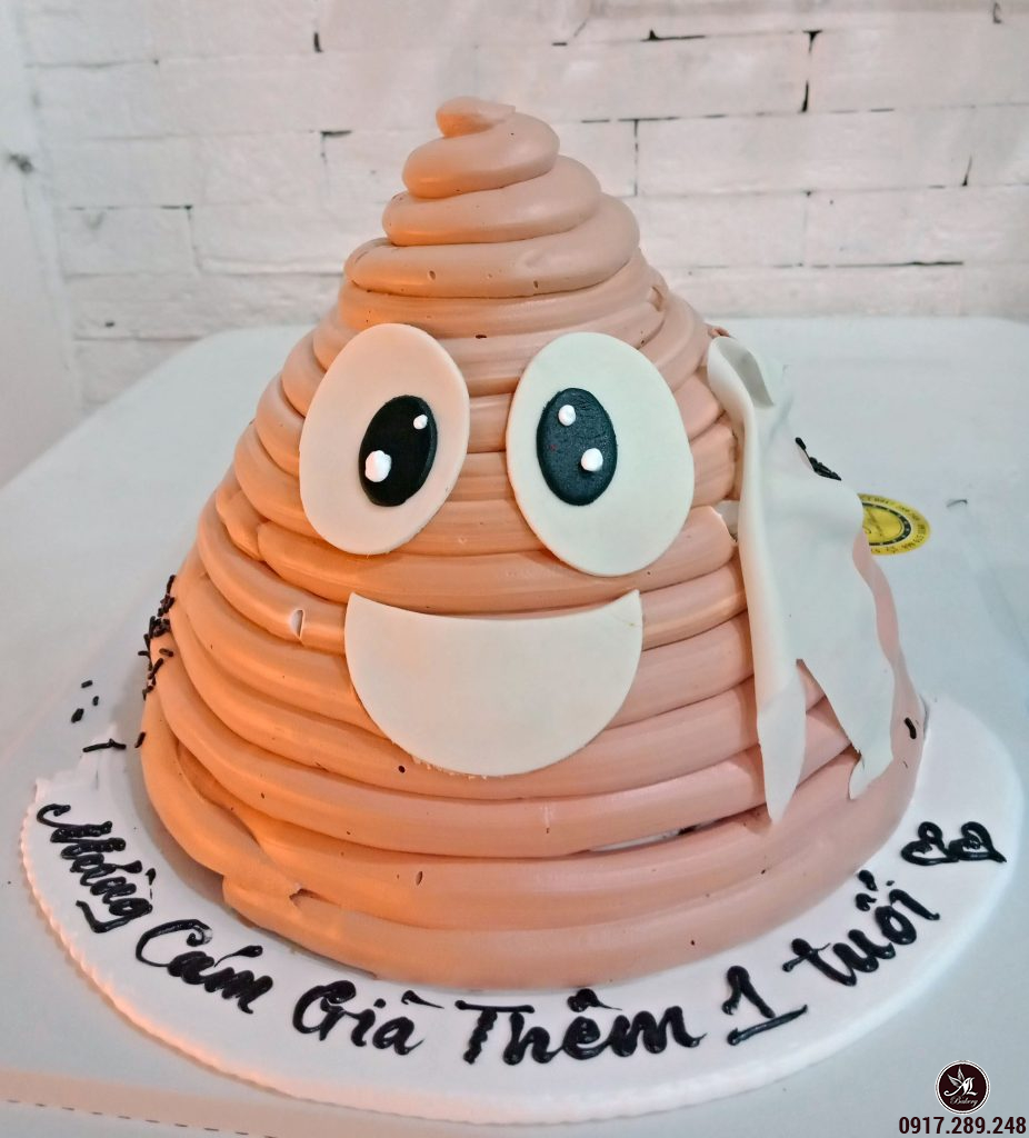 Bánh kem bày đặt sinh nhật - Tiệm bánh MiaCake Đà Nẵng