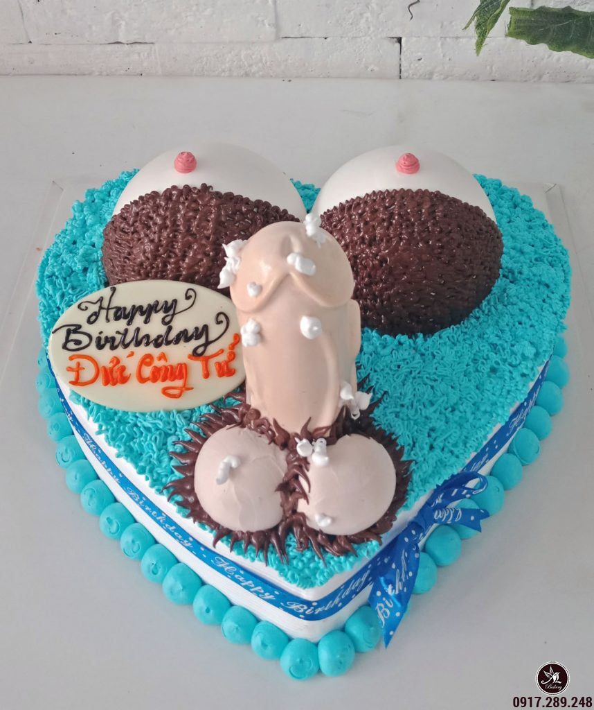Bánh kem sinh nhật trái tim màu xanh hình nội y bựa 18+ - Bánh ...