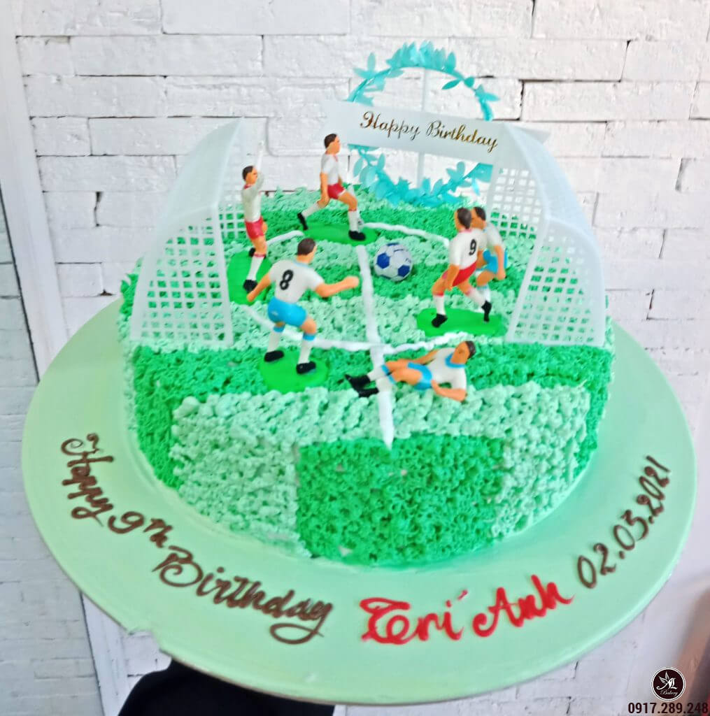Bánh sinh nhật tạo hình 3d quả bóng đá trên sân cỏ độc đáo tặng nam | Bánh  Kem Ngộ Nghĩnh